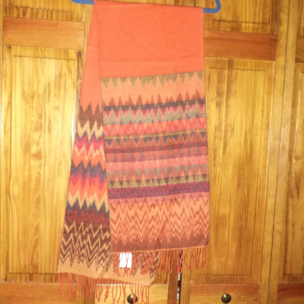 BETTER THAN CASHMERE multi color scarf - new